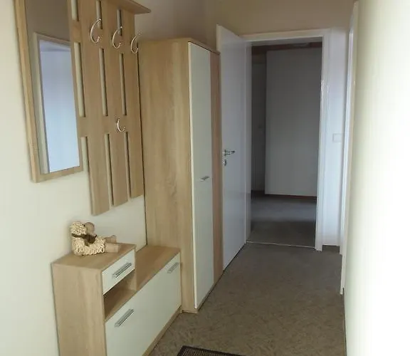 Apartament Desiree *